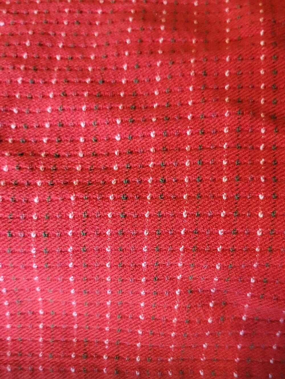 Red Textured Tablecloth - Picture 2 of 3